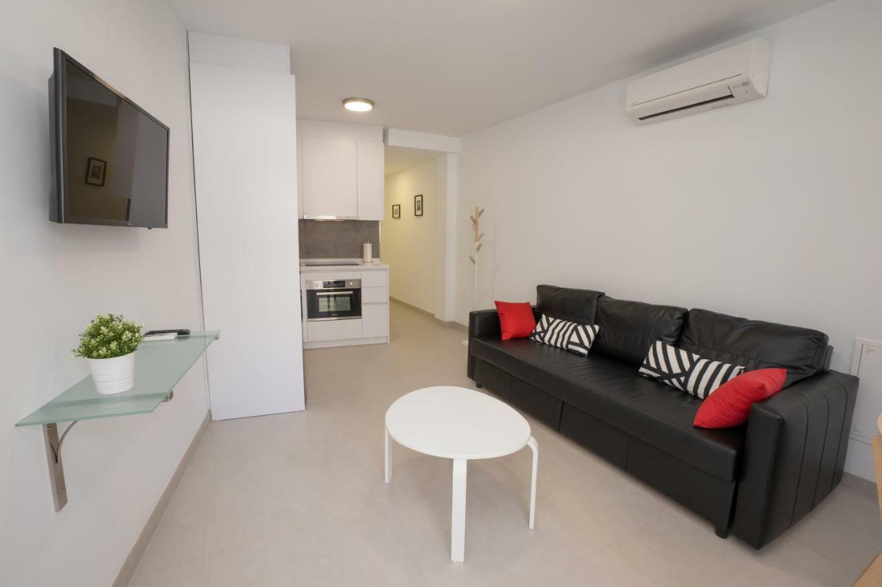 Apartamentos Mombasa 2 Planta 네르하 외부 사진