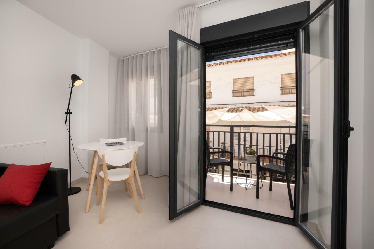 Apartamentos Mombasa 2 Planta 네르하 외부 사진
