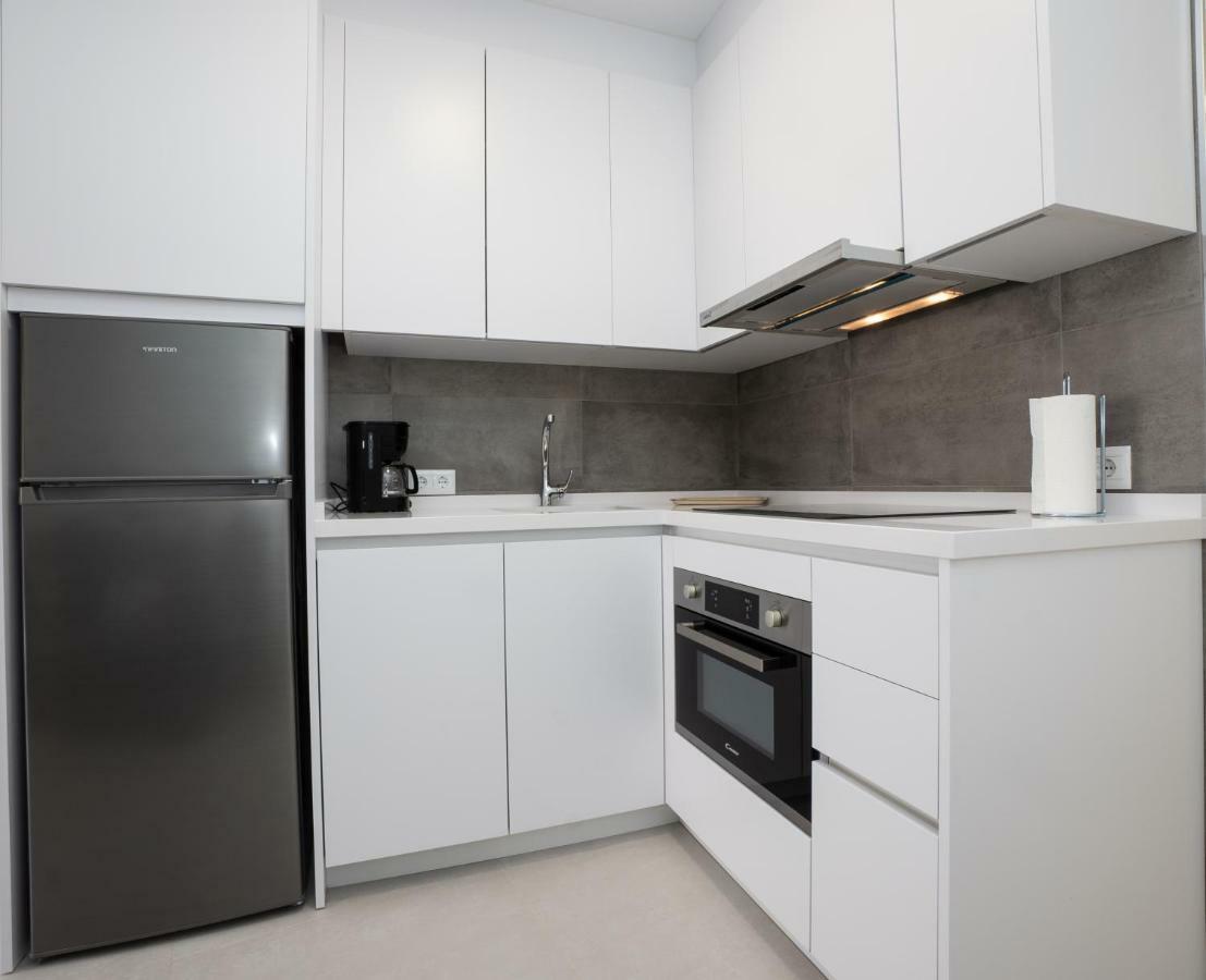 Apartamentos Mombasa 2 Planta 네르하 외부 사진