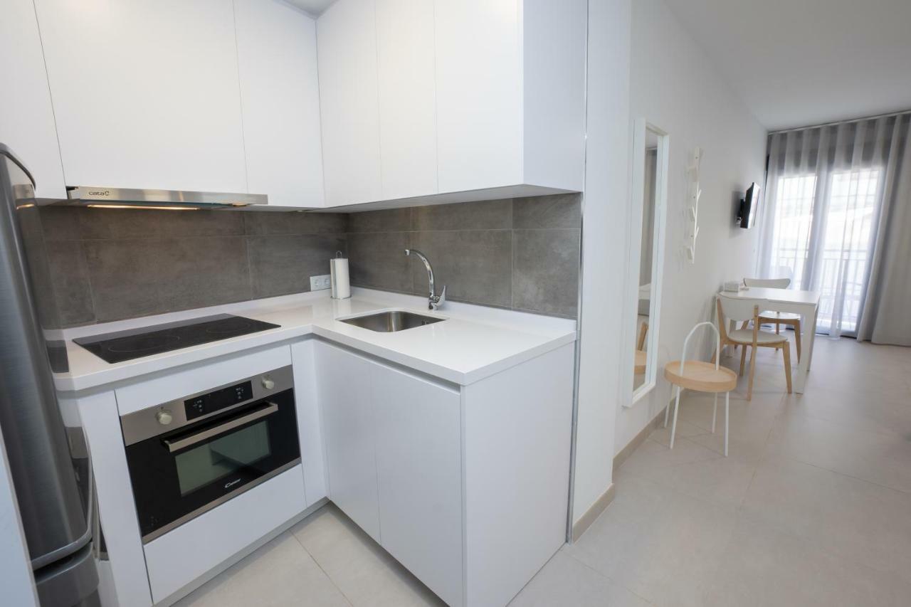 Apartamentos Mombasa 2 Planta 네르하 외부 사진