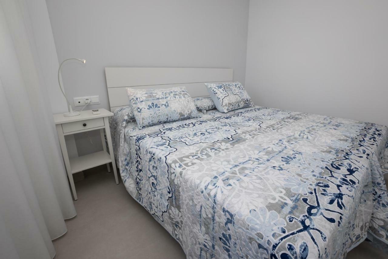 Apartamentos Mombasa 2 Planta 네르하 외부 사진